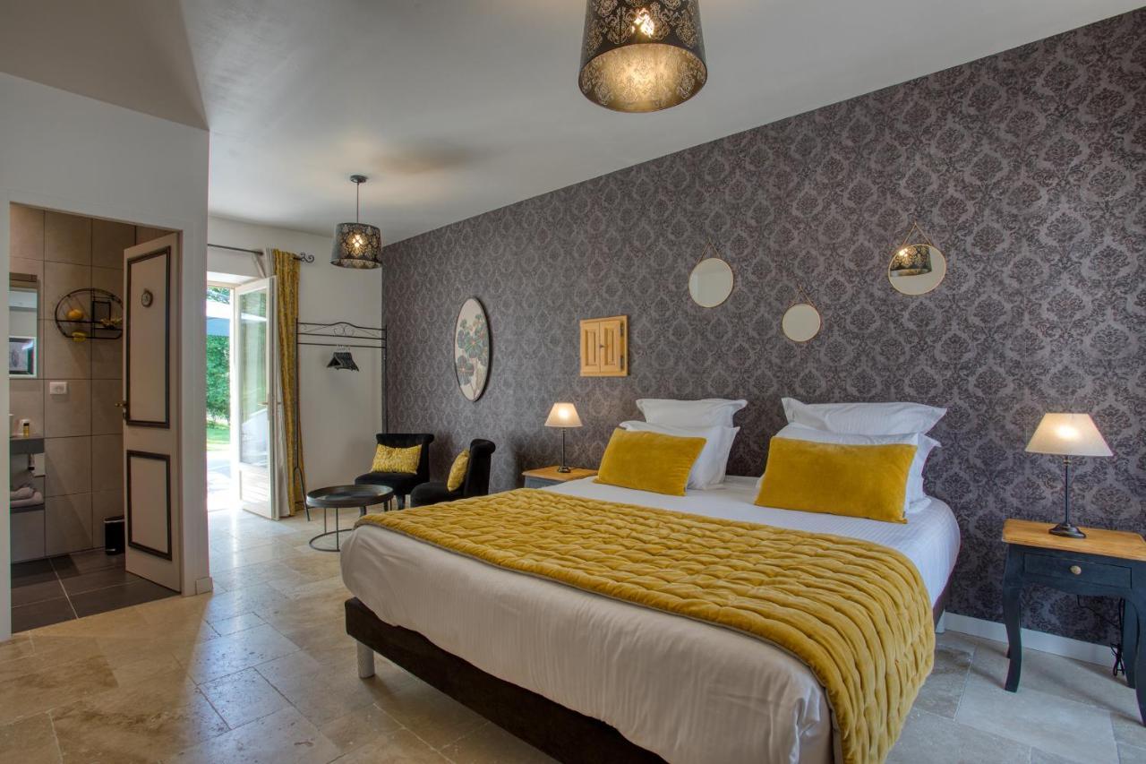 Domaine Des Pierres Blanches - Chambres D'Hotes Carlux エクステリア 写真