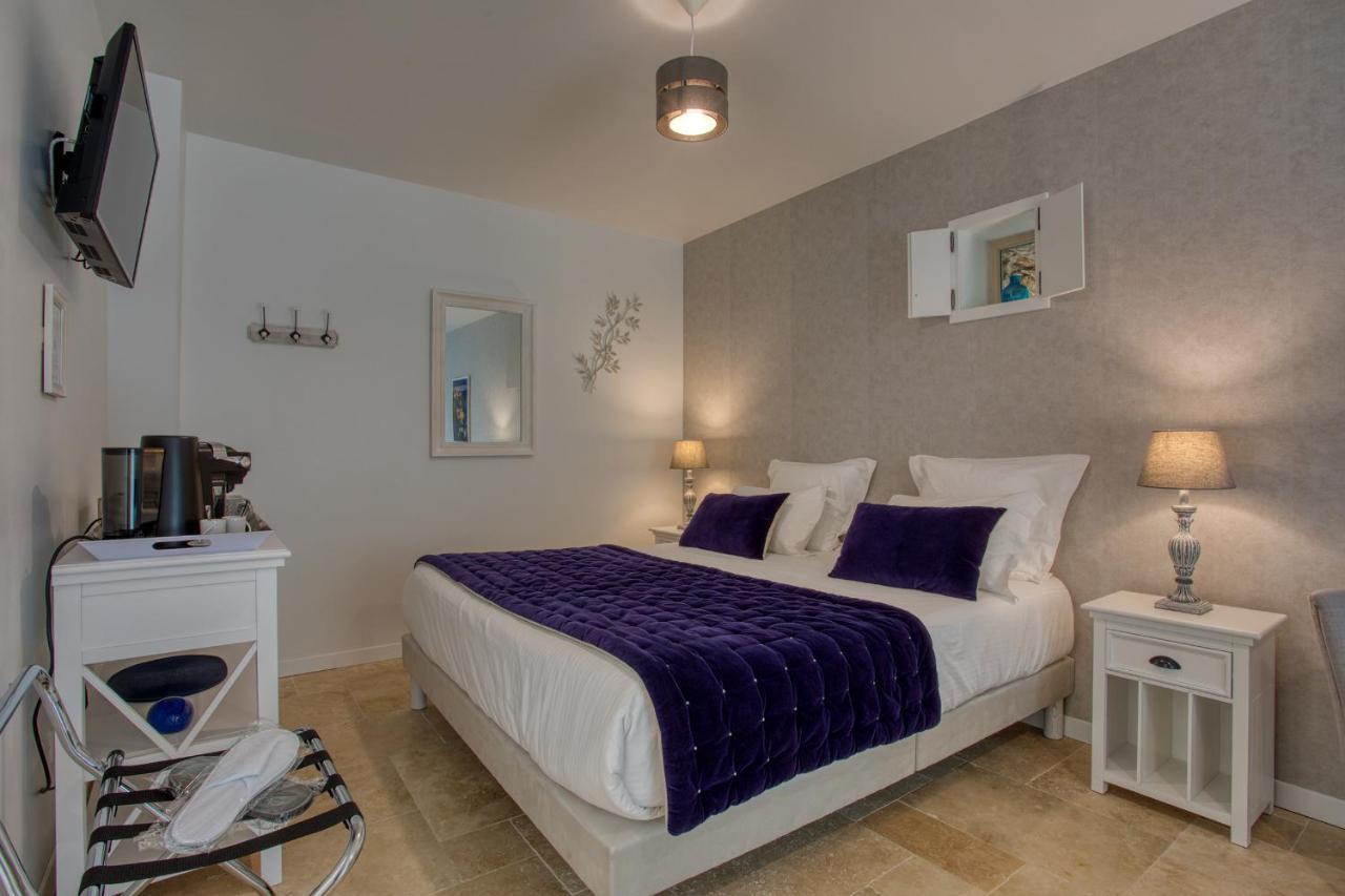 Domaine Des Pierres Blanches - Chambres D'Hotes Carlux エクステリア 写真